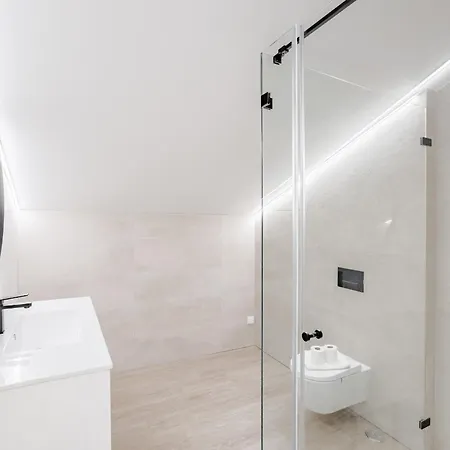 Aroeira Modern Grand With Pool By Homing Aroeira (Setubal)