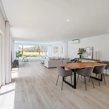 Aroeira Modern Grand With Pool By Homing Вилла