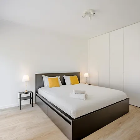 Aroeira Modern Grand With Pool By Homing וילה *